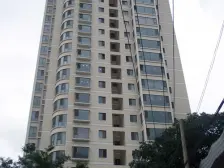 此房产权清晰,户型规整,全明户型 装修好