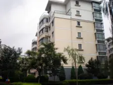 房子中间楼层 南北通透经典户型 大三室