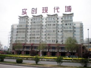 全天采光无遮挡,装修好 产权清晰可以按揭 三室朝南