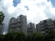 正阳飞机户型三房,中间楼层 ,房东诚意出售