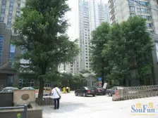 汇龙东区 二梯二户 新装修