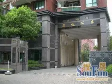 跃层式住宅,南北通透,带露台,现代风格,带车位