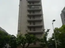 古北二期少量品质大平层,2梯1户,朝南绿地无遮挡,人车分流!