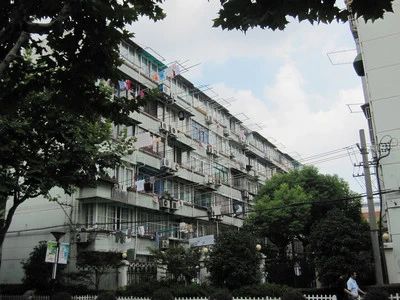 沧州路180弄小区实景图