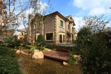 满五年税费少,总价低入手门槛低,全是别墅区