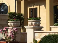 16号线商圈纯别墅区,双拼别墅院子大,英式风格环境好