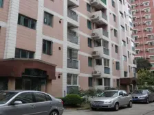 精装修,采光充足,小户型,小区中心位置