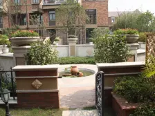 沿河大双拼~200平大花园~视野采光好~双车位