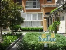 :距离地铁和印象城旁大独栋,大花园,4层带电梯。