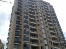 南北版式四房 满五唯 1,中间楼层 有车位