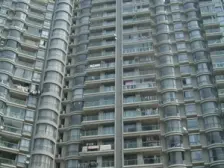 楼 王位置 西边套全明三房 两梯两户 中间楼层