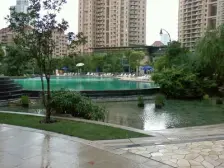 店总推荐 含车位 该户型就一套在卖 躺看园景三件套