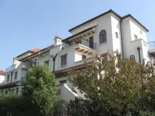 错层挑高大户型联排别墅 附赠车库+双车位 业主诚售