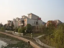 此房手续齐全,格局好,采光好,无遮挡,出行方便