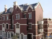 主卧朝南,独立电梯,厨卫朝北,一梯三户