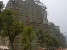 洪恒山庄 南北通透,采光好 装修好,环镜优美 视野好,诚心出售