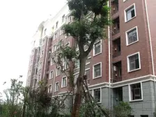 锦绣江南精装四房,业主诚心出售,看房方便