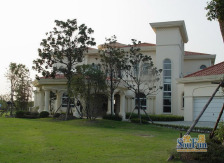 佘山东紫园--意式水岸大独栋--双首层--带室内电梯