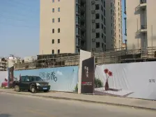 房满五年,全明朝南,户型采光,充足停车方便