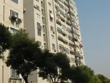 四院旁+小高层+边套电梯一房一厅+总价低