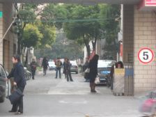 满五+中间楼层+小区美丽家园+世纪联华+看房方便