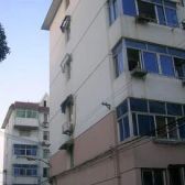 精装修40万,一年半时间,低楼层,自己住保养好