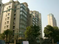 标签上满 商圈聚焦 报价含车位 景观好推窗见绿