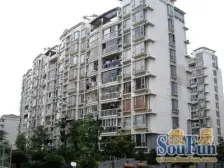 新上好房,小区中间位置大两房,南北直通双阳台