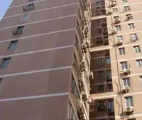 前滩三林版块上车型三房 业主自住装修 诚心出售!!!