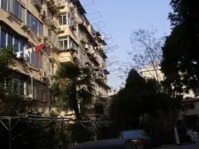 八号线低总价 阁楼做好了 精装采光好拎包入住