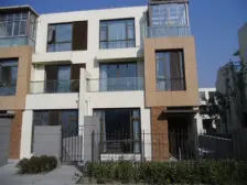 闹市里的森林别墅,地铁口精装联排 业主割爱出售