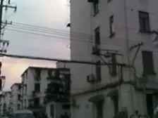 13年重建房,质量好。南北通户型正气边套房。