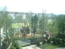 满五惟一 高尔夫公馆 地上多大 地下多大 带产权车位