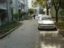 纪念一小区1室南朝向208.00万元/套出售