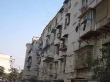 急急急!一楼带天井+内环+新华医院旁+84年原建