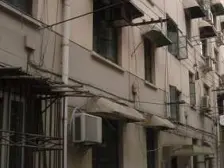 东外滩,精装多层一房,近滨江D/T,采光好,楼层佳,诚意出售