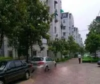 三房出售 楼层4楼 一南两北 使用面积大 配套齐全