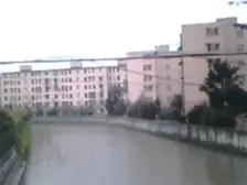 大宁板块,南北通全明,中间楼层,出入便利,看房方便,诚意出售