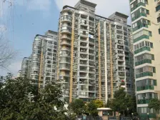 05年人车分流小区,有产权车位,3号线地铁口。