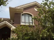 联排别墅 业主急卖 南北通透 停车方便