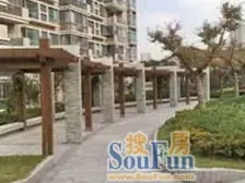 周浦镇CBD地段,南北户型,满五年,多层得房率高!