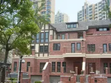 电梯房 次顶楼 位置安静 户型好