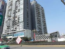 新广场电梯三房双卫,住家精装修,拎包入住