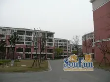 外冈新苑3室通透南北朝向160.00万元/套出售