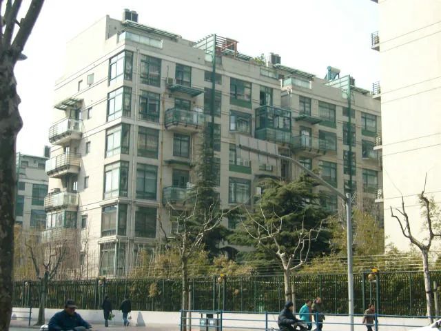 小区相关图