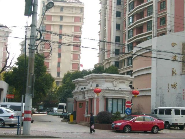 小区相关图