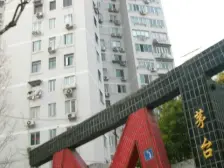 高区电梯房,两房一厅,售后公房,看房方便,诚意出售