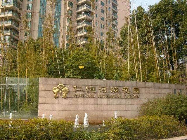 小区相关图