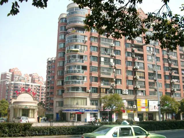 小区相关图
