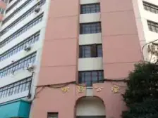 东外滩地/铁口电梯一房一厅,诚意出售!